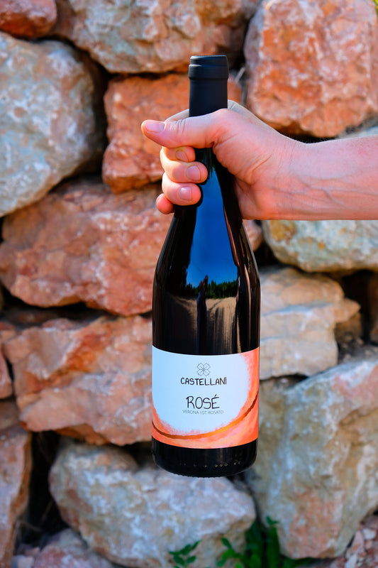 italian organic Rosé wine from garda lake agricola castellani