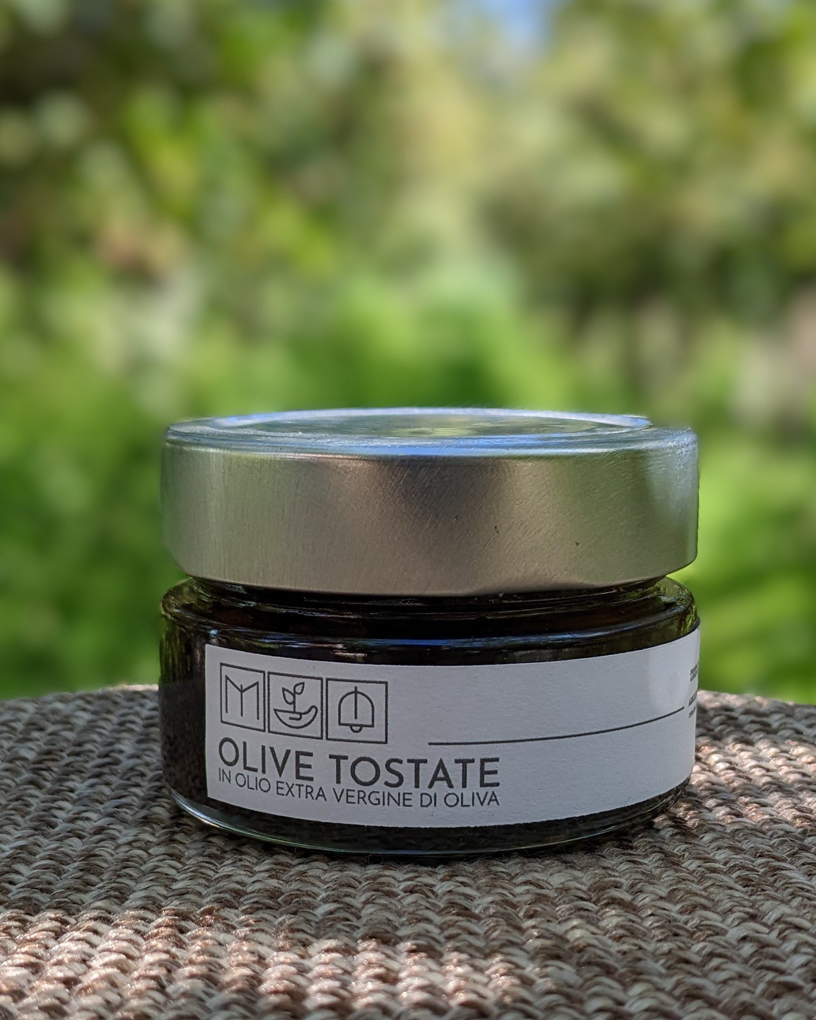 organic toasted olives premium