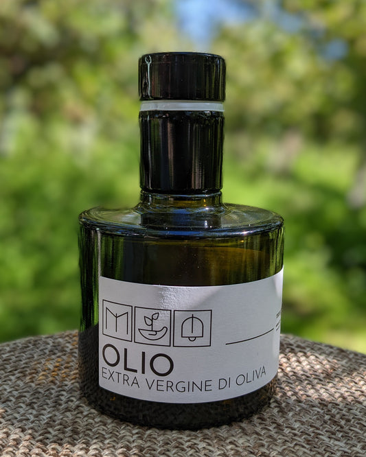 Piccolo olio extra vergine di oliva